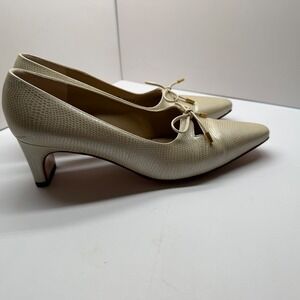 St John Womens Cream Lizard Embossed Leather Pumps Pointed Toe 6.5B
